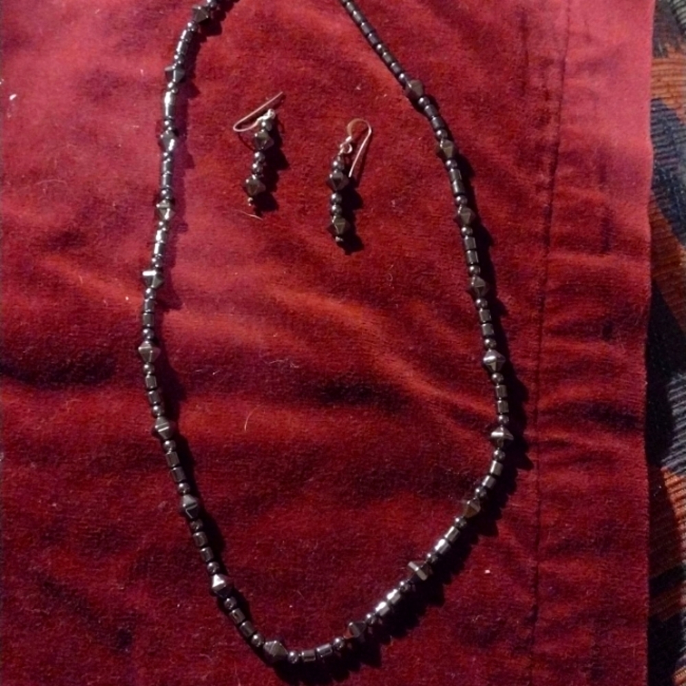 Necklace & earrings
